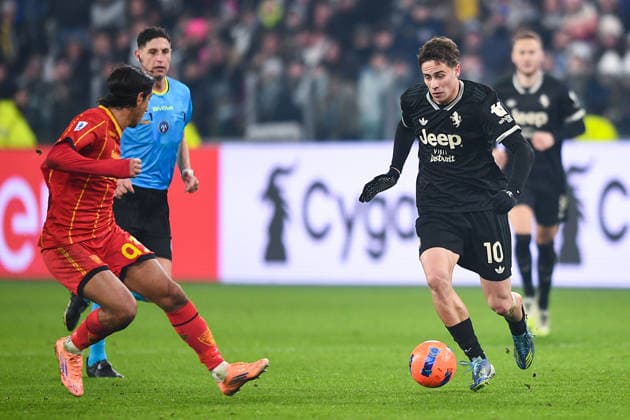 2026-01-03 Juventus FC v US Lecce - Serie A TURIN, ITALY - JANUARY 3: Youssef Maleh of US Lecce, Kenan Yildiz of Juventus FC during the Serie A match between Juventus FC and US Lecce at Allianz Stadium on January 3, 2026 in Turin, Italy. (Photo by Alberto Gandolfo BSR Agency) Turin Italy Content not available for redistribution in The Netherlands directly or indirectly through any third parties. Copyright: xBSRxAgencyx