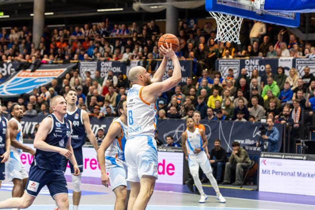 GER, easy Credit Basketball Bundesliga, Syntainics MBC Science City Jena 03 01 2026, Stadthalle, Weißenfels, GER, easy Credit Basketball Bundesliga, Syntainics MBC Science City Jena Robin Christen Science City Jena, 8 Â Photo Alexander Trienitz Weißenfels Stadthalle Sachsen Anhalt Germany