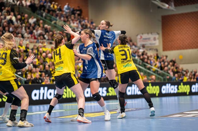Borussia Dortmund GER vs HSG Blomberg Lippe GER , Handball, 1 Handball Bundesliga Women, 11 Matchday, 3 1 2026, Season 2025 2026, Dortmund Nieke Kuehne HSG Blomberg Lippe, 09 in goal throw Dortmund Sporthalle Wellinghofen Germany