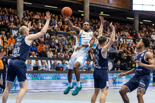 GER, easy Credit Basketball Bundesliga, Syntainics MBC Science City Jena 03 01 2026, Stadthalle, Weißenfels, GER, easy Credit Basketball Bundesliga, Syntainics MBC Science City Jena Keith Braxton Jr Science City Jena, 13 Â Photo Alexander Trienitz Weißenfels Stadthalle Sachsen Anhalt Germany