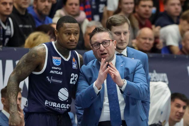 Charles Callison MBC, 23 , Marco Ramondino MBC, Head Coach , Syntainics MBC vs Science City Jena, Basketball, 1 Bundesliga, Men, Season 2025 26, Matchday 14, 03 01 2026 Weissenfels Stadthalle Sachsen Anhalt Germany