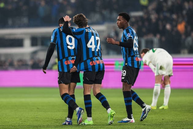 Atalanta BC V AS Roma - Serie A Gianluca Scamacca of Atalanta BC celebrates after scoring a goal during the Serie A football match between Atalanta BC and AS Roma in Bergamo, Italy, on January 3, 2026, at New Balance Arena. Bergamo Italy  Copyright: xEmanuelexComincinix originalFilename:comincini-atalanta260103_npejH.jpg
