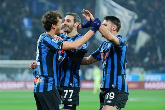 3rd January 2026; Gewiss Stadium, Bergamo, Italy, Serie A Football, Atalanta versus Roma; Giorgio Scalvini of Atalanta BC celebrates after scoring goal in the 12th minute for 1-0  EmanuelexPennacchio
