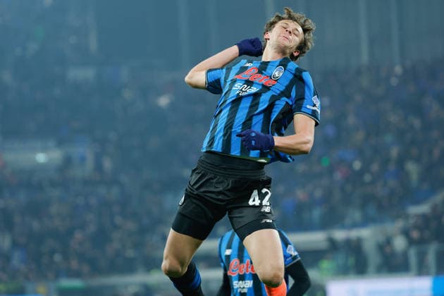 Giorgio Scalvini of Atalanta BC celebrates after scoring goal for 1-0 during the match of 18th day of the Serie A Championship between Atalanta BC - AS Roma at the New Balance Arena on 3 January 2026 in Bergamo, BG.  Copyright: xEmanuelexPennacchio IPAxSportx xipa-agency.netx xx IPA_69656503 IPA_Agency_IPA69656503