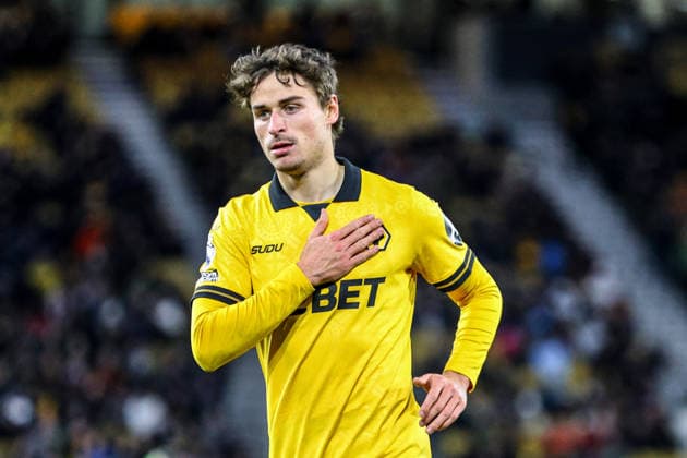 Hugo Bueno (3 Wolves) in action during the Premier League football match between Wolverhampton Wanderers and West Ham United at Molineux stadium in Wolverhampton, England Copyright: xNataliexMincher SPPx Sportspressphoto_SPR78438