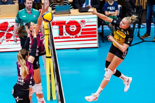 03 01 2026, GER, Volleyball, Women, 1 BL, Main Round, Season 25 26, VfB 91 Suhl Lotto Thueringen Schwarz Weiss Erfurt Roosa Laakkonen VfB 91 Suhl Lotto Thueringen 99817 Eisenach Werner Assmann Halle Am Sportp Thüringen Germany