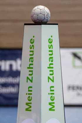Handball Bundesliga Women, Season 2025 2026 SV Union Halle Neustadt vs Buxtehuder SV Halle, Germany 03 January 2026 In the picture handball,match ball, feature, symbol, symbol photo, characteristic, detail, Halle Saale SWH Arena Sachsen Anhalt Germany