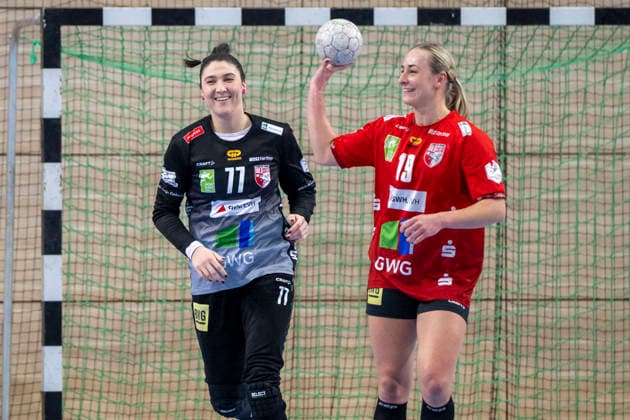Handball Bundesliga Women, Season 2025 2026 SV Union Halle Neustadt vs Buxtehuder SV Halle, Germany 03 January 2026 In the picture from left goalkeeper Marijana Ilic Halle and Lea Gruber Halle Halle Saale SWH Arena Sachsen Anhalt Germany