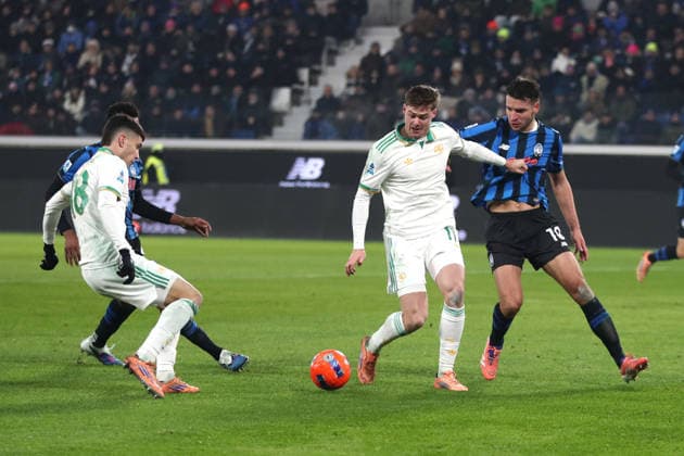 03.01.2026 Atalanta vs Roma (Serie A) Calcio; 18Â° Giornata& xD;Nella foto: Matias Soule con Evan Ferguson& xD;(Foto Gino Mancini)  Copyright: xGinoxMancini IPAxSportx xipa-agency.netx xx IPA_69658729 IPA_Agency_IPA69658729