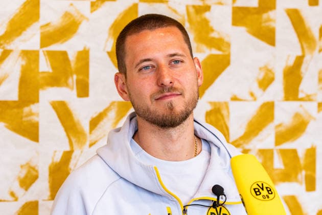 Interview Media-Talk mit Waldemar Anton (Borussia Dortmund, 3) Winter-Trainingslager Borussia Dortmund in Marbella, Spanien, Tag 2 am 03.01.2026 Copyright: xBahhoxKarax