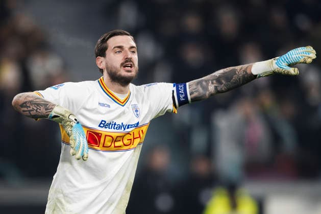 Juventus FC v US Lecce - Serie A Wladimiro Falcone of US Lecce gestures during the Serie A football match between Juventus FC and US Lecce. Turin Italy Copyright: xNicolòxCampox
