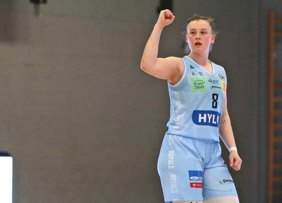 DBBL Cup quarter-finals, 03 01 2026, Sporthalle West in Dillingen Saarland , Saarlouis Royals vs Herne TC 67 54 emspor v l n r Roosa Josefiina Lola Lehtoranta Saarlouis celebrates the victory MT