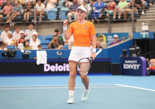 January 4, 2026, Sydney, New South Wales, Australia: SUZAN LAMENS of Netherlands during the match against E. Lys of Germany in the single match group F during the United Cup at Ken Rosewall Arena, Sydney, Australia. Sydney Australia - ZUMAc278 20260104_zsp_c278_002 Copyright: xMarcinxCholewinskix