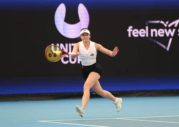 January 4, 2026, Sydney, New South Wales, Australia: EVA LYS of Germany during the match against S. Lamens of Netherlands in the single match group F during the United Cup at Ken Rosewall Arena, Sydney, Australia. Sydney Australia - ZUMAc278 20260104_zsp_c278_023 Copyright: xMarcinxCholewinskix