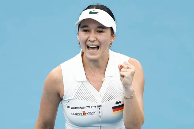 TENNIS UNITED CUP SYDNEY, Eva Lys of Team Germany celebrates victory in her Group F singles match against Suzan Lamens of Team Netherlandsduring day three of the 2026 United Cup at Ken Rosewall Arena in Sydney, Sunday, January 4, 2026. ( NO ARCHIVING, EDITORIAL USE ONLY SYDNEY NEW SOUTH WALES AUSTRALIA  Copyright: xMARKxEVANSx 20260104128597006093