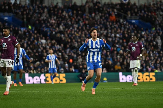 Brighton and Hove Albion v Burnley, Premier League Brighton And Hove Albion forward Charalampos Kostoulas showing anguish (19) during the Premier League match between Brighton and Hove Albion and Burnley at the American Express Stadium, Brighton and Hove, UK on 3 January 2026. Brighton and Hove American Express Stadium East Sussex UK Editorial use only DataCo restrictions apply See www.football-dataco.com , Copyright: xPaulxBockingx PSI-23518-0055