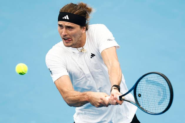 TENNIS UNITED CUP SYDNEY, Alexander Zverev of team Germany plays a backhand in his Group F singles match against Tallon Griekspoor of Team Netherlands during day three of the 2026 United Cup at Ken Rosewall Arena in Sydney, Sunday, January 4, 2026. ( NO ARCHIVING, EDITORIAL USE ONLY SYDNEY NEW SOUTH WALES AUSTRALIA  Copyright: xMARKxEVANSx 20260104167431075742