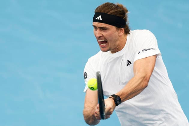 TENNIS UNITED CUP SYDNEY, Alexander Zverev of team Germany plays a backhand in his Group F singles match against Tallon Griekspoor of Team Netherlands during day three of the 2026 United Cup at Ken Rosewall Arena in Sydney, Sunday, January 4, 2026. ( NO ARCHIVING, EDITORIAL USE ONLY SYDNEY NEW SOUTH WALES AUSTRALIA  Copyright: xMARKxEVANSx 20260104181222121422