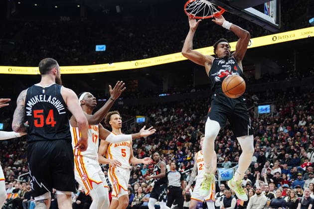 January 3, 2026, Toronto, On, Canada: Toronto Raptors Scottie Barnes (4) dunks against the Atlanta Hawks during first half NBA, Basketball Herren, USA basketball action in Toronto on Saturday, Jan. 3, 2026. Canada News - January 3, 2026  - ZUMAc35_ 20260103_zaf_c35_091 Copyright: xFrankxGunnx