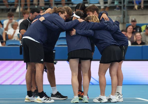 January 4, 2026, Sydney, New South Wales, Australia: ALEXANDER ZVEREV with national team, Nationalteam of Germany before the matches against national team of Netherlands in the single match group F during the United Cup at Ken Rosewall Arena, Sydney, Australia. Sydney Australia - ZUMAc278 20260104_zsp_c278_060 Copyright: xMarcinxCholewinskix