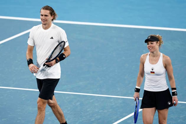 TENNIS UNITED CUP SYDNEY, Laura Siegemund of team Gemany and Alexander Zverev of team Germany celebrate victory after winning their Group F doubles match against Demi Schuurs of Team Netherlands and Tallon Griekspoor of Team Netherlands during day three of the 2026 United Cup at Ken Rosewall Arena in Sydney, Sunday, January 4, 2026. ( NO ARCHIVING, EDITORIAL USE ONLY SYDNEY NEW SOUTH WALES AUSTRALIA  Copyright: xMARKxEVANSx 20260104179492834729
