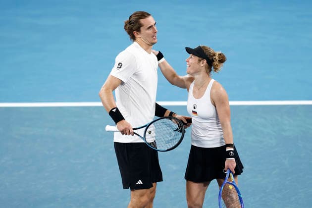 TENNIS UNITED CUP SYDNEY, Laura Siegemund of team Gemany and Alexander Zverev of team Germany celebrate victory after winning their Group F doubles match against Demi Schuurs of Team Netherlands and Tallon Griekspoor of Team Netherlands during day three of the 2026 United Cup at Ken Rosewall Arena in Sydney, Sunday, January 4, 2026. ( NO ARCHIVING, EDITORIAL USE ONLY SYDNEY NEW SOUTH WALES AUSTRALIA  Copyright: xMARKxEVANSx 20260104163133679902