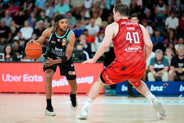 NBL BREAKERS WILDCATS, Breakers guard Parker Jackson-Cartwright during the NBL Round 15 match between the New Zealand Breakers and Perth Wildcats at Spark Arena in Auckland, New Zealand, Sunday, January 4, 2026. ( NO ARCHIVING, EDITORIAL USE ONLY AUCKLAND NEW ZEALAND  Copyright: xBlakexArmstrongx 20260104127180902329