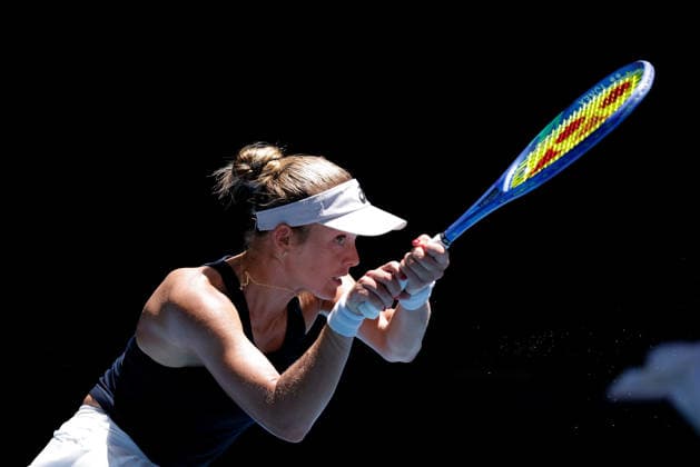 TENNIS UNITED CUP PERTH, Katie Swan of Great Britain in action against Naomi Osaka of Japan during the United Cup day three match between the Great Britain and Japan at RAC Arena in Perth, Sunday, January 4, 2026. ( NO ARCHIVING, EDITORIAL USE ONLY PERTH WESTERN AUSTRALIA AUSTRALIA  Copyright: xRICHARDxWAINWRIGHTx 20260104115316195124