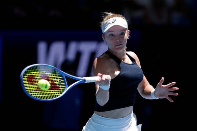 TENNIS UNITED CUP PERTH, Katie Swan of Great Britain in action against Naomi Osaka of Japan during the United Cup day three match between the Great Britain and Japan at RAC Arena in Perth, Sunday, January 4, 2026. ( NO ARCHIVING, EDITORIAL USE ONLY PERTH WESTERN AUSTRALIA AUSTRALIA  Copyright: xRICHARDxWAINWRIGHTx 20260104158639280589