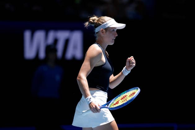 TENNIS UNITED CUP PERTH, Katie Swan of Great Britain in action against Naomi Osaka of Japan during the United Cup day three match between the Great Britain and Japan at RAC Arena in Perth, Sunday, January 4, 2026. ( NO ARCHIVING, EDITORIAL USE ONLY PERTH WESTERN AUSTRALIA AUSTRALIA  Copyright: xRICHARDxWAINWRIGHTx 20260104195409980120