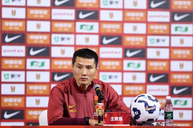 ZHAOQING, CHINA - JANUARY 04: Shao Jiayi, new head coach of China s men s national football team, attends a press conference, PK, Pressekonferenz on January 4, 2026 in Zhaoqing, Guangdong Province of China.  Copyright: xWuxZhizhaox 111613222059