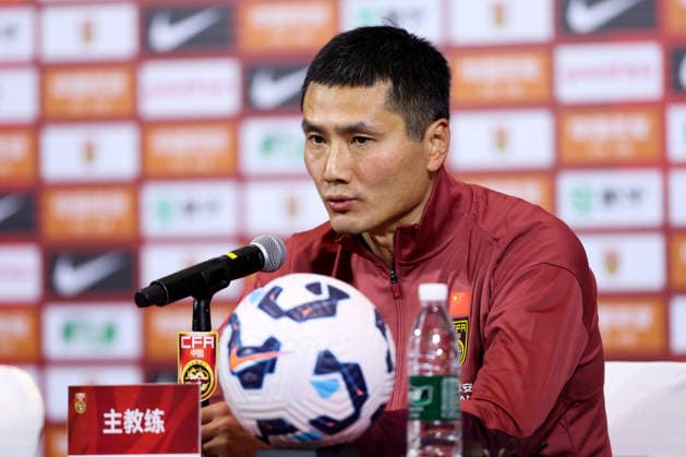 ZHAOQING, CHINA - JANUARY 04: Shao Jiayi, new head coach of China s men s national football team, attends a press conference, PK, Pressekonferenz on January 4, 2026 in Zhaoqing, Guangdong Province of China.  Copyright: xWuxZhizhaox 111613222066