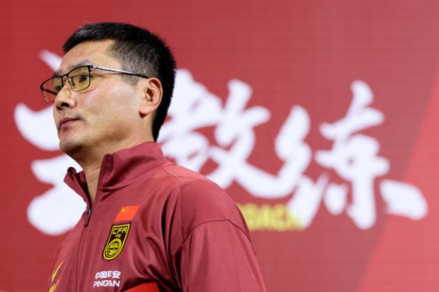 ZHAOQING, CHINA - JANUARY 04: Shao Jiayi, new head coach of China s men s national football team, attends a press conference, PK, Pressekonferenz on January 4, 2026 in Zhaoqing, Guangdong Province of China.  Copyright: xWuxZhizhaox 111613222040