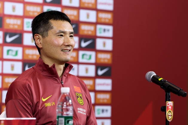 ZHAOQING, CHINA - JANUARY 04: Shao Jiayi, new head coach of China s men s national football team, attends a press conference, PK, Pressekonferenz on January 4, 2026 in Zhaoqing, Guangdong Province of China.  Copyright: xWuxZhizhaox 111613222053