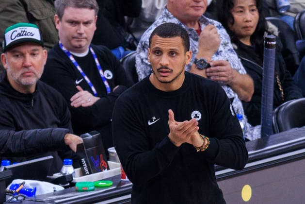 January 3, 2026, Inglewood, California, USA: Head coach, Joseph Mazzulla of the Boston Celtics during their 2025 NBA, Basketball Herren, USA regular season game against the Los Angeles Clippers on Saturday January 3, 2026 at Intuit Dome Arena in Inglewood, California. Clippers lose to Celtics, 146-115. JAVIER ROJAS PI Inglewood USA - ZUMAp124 20260103_zaa_p124_048 Copyright: xJavierxRojasx