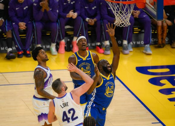 NBA, Basketball Herren, USA Utah Jazz vs Golden State Warriors in San Francisco SAN FRANCISCO, CALIFORNIA - JANUARY 3: Draymond Green (23) Warriors goes for basket during the NBA game 16 between Utah Jazz and Golden State Warriors in San Francisco at Chase Center on January 3, 2026 in San Francisco, California, United States. Tayfun Coskun Anadolu California United States. Editorial use only. Please get in touch for any other usage.  Copyright: x2026xAnadoluxTayfunxCoskunx