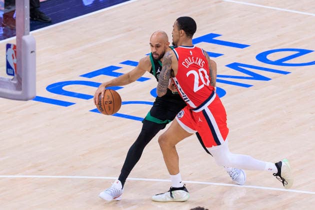 January 3, 2026, Inglewood, California, USA: Derrick White 9 of the Boston Celtics is defended by John Collins 20 of the Los Angeles Clippers during their 2025 NBA, Basketball Herren, USA regular season game on Saturday January 3, 2026 at Intuit Dome Arena in Inglewood, California. Clippers lose to Celtics, 146-115. JAVIER ROJAS PI Inglewood USA - ZUMAp124 20260103_zaa_p124_087 Copyright: xJavierxRojasx