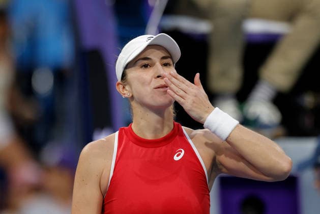 TENNIS UNITED CUP PERTH, Belinda Bencic of Switzerland celebrates after winning against Jasmine Paolini of Italy during the United Cup day three match between Italy and Switzerland at RAC Arena in Perth, Sunday, January 4, 2026. ( NO ARCHIVING, EDITORIAL USE ONLY PERTH WESTERN AUSTRALIA AUSTRALIA  Copyright: xRICHARDxWAINWRIGHTx 20260104199533263159