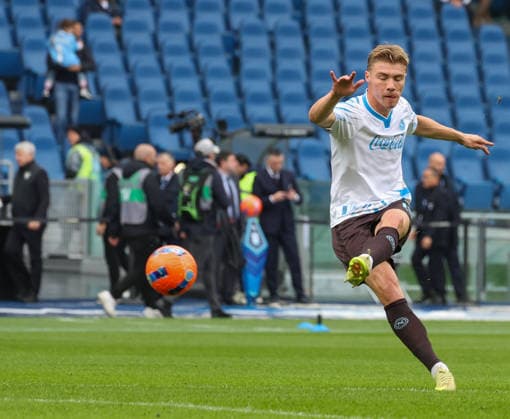 January 4, 2026, Roma, Lazio, ITALIA: Rasmus Hoyland of SSC Napoli During the football match on January 4, 2026, valid for the Italian Serie A - 2025 26 championship in Rome at the Stadio Olimpico between SS Lazio and SSC Napoli..Pictured: Roma ITALIA - ZUMAs236 20260104_aap_s236_032 Copyright: xFabioxSassox