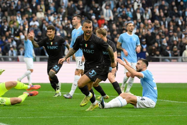 Napoli s Leonardo Spinazzola celebrates after scoring the goal 0-1 during the Serie A Enilive soccer match between SS Lazio and SSC Napoli at the Rome s Olympic stadium, Italy - Sunday, January 04, 2026. - Soccer.  Copyright: xFabrizioxCorradetti LaPressex