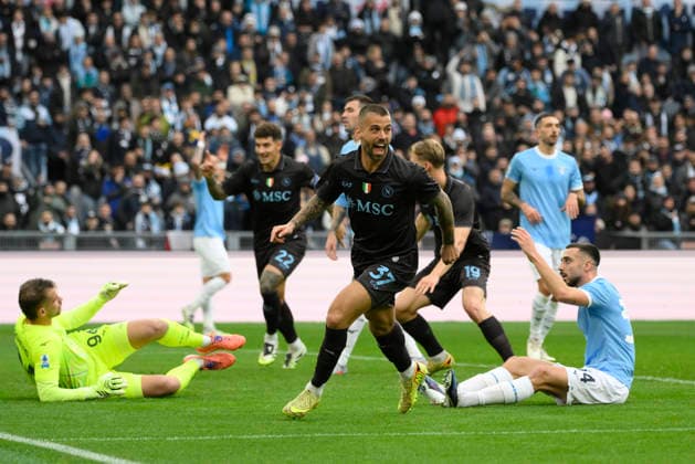 Napoli s Leonardo Spinazzola celebrates after scoring the goal 0-1 during the Serie A Enilive soccer match between SS Lazio and SSC Napoli at the Rome s Olympic stadium, Italy - Sunday, January 04, 2026. - Soccer.  Copyright: xFabrizioxCorradetti LaPressex