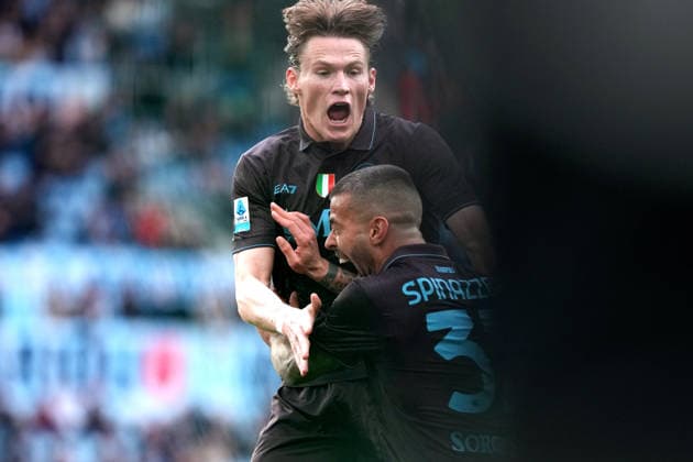Leonardo Spinazzola of SSC Napoli celebrates with Scott McTominay after scoring the goal of 0-1 during the Serie A 2025 2026 football match between SS Lazio and SSC Napoli at Stadio Olimpico in Rome (Italy), January 4, 2026. AntoniettaxBaldassarre