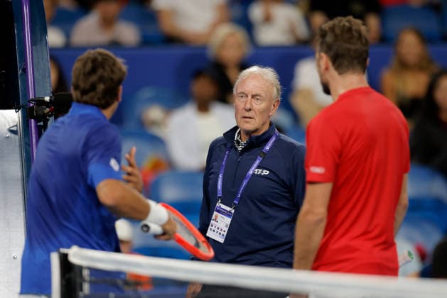 TENNIS UNITED CUP PERTH, Flavio Cobolli of Italy remonstrates with ATP, Tennis Herren Tour Supervisor Gerry Armstrong during his match against Stan Wawrinka of Switzerland during the United Cup day three match between Italy and Switzerland at RAC Arena in Perth, Sunday, January 4, 2026. ( NO ARCHIVING, EDITORIAL USE ONLY PERTH WESTERN AUSTRALIA AUSTRALIA  Copyright: xRICHARDxWAINWRIGHTx 20260104189650855216