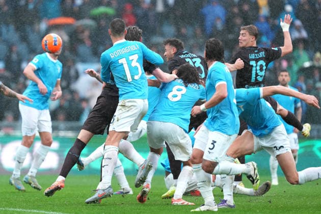 Amir Rrahmani of SSC Napoli scores the goal of 0-2 during the Serie A 2025 2026 football match between SS Lazio and SSC Napoli at Stadio Olimpico in Rome (Italy), January 4, 2026. AntoniettaxBaldassarre