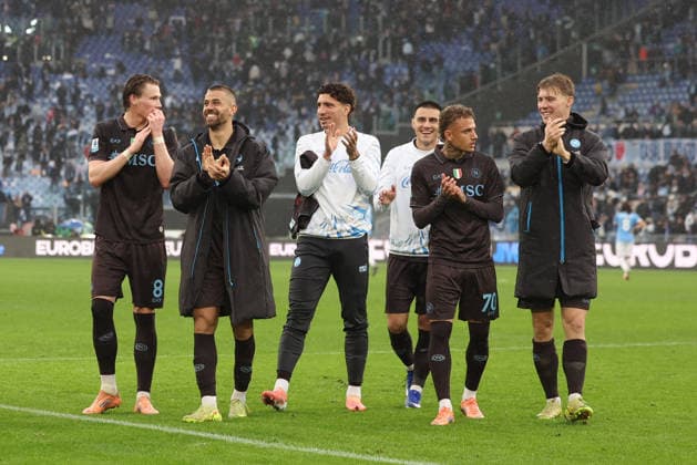 January 4, 2026, Rome, Lazio, Italy: Napoli PlayersAt the end of Serie A soccer match SS Lazio - SSC Napoli at Stadio Olimpico on January 4, 2026 in Rome , Italy. Rome Italy - ZUMAl131 20260104_zsp_l131_027 Copyright: xCiroxDexLucax