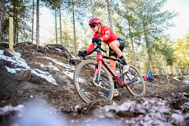 UCI Cyclocross World Cup 2025-2026 Zonhoven ZONHOVEN, BELGIUM - JANUARY 04 : Van Alphen Aniek (NED) of Cyclocross Reds in action during the 9th leg of the Zonhoven UCI Cyclocross World Cup 2025-2026 a cyclocross race for Women Elite on January 4, 2026 in Zonhoven, Belgium, 04 01 2026 ( Zonhoven Belgium  Copyright: xPeterxDexVoechtx