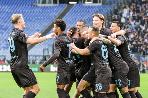 2026-01-04 S.S. Lazio v SSC Napoli - Italian Serie A Enilive ROME, ITALY - JANUARY 4: Players of Napoli, Giuseppe Ambrosino of SSC Napoli, David Neres of SSC Napoli, Stanislav Lobotka of SSC Napoli, Scott McTominay of SSC Napoli, Eljif Elmas of SSC Napoli during the Italian Serie A Enilive match between S.S. Lazio and SSC Napoli at Stadio Olimpico on January 4, 2026 in Rome, Italy. Rome Stadio Olimpico Italy Content not available for redistribution in The Netherlands directly or indirectly through any third parties. Copyright: xCiroxSantangelox