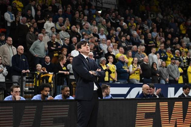 GER, Basketball, easy Credit BBL, EWE Baskets Oldenburg vs ALBA Berlin 04 01 2026, EWE Arena, Oldenburg, GER, easy Credit BBL, EWE Baskets Oldenburg vs ALBA Berlin, in the picture at the side of EX OL coach Pedro CALLES ALBA Berlin Head Coach Head Coach nordphotoxgmbhx xRojahn nph00310