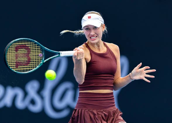 January 4, 2026, Brisbane, Qld, Australia: ANASTASIA POTAPOVA of Austria plays a forehand during her WomenÃ¢â‚¬â ¢s Singles round one match against DARIA KASATKINA of Australia at the Brisbane International. Potapova won the match 7-5 4-6 6-4 Brisbane Australia - ZUMAt173 20260104_zsp_t173_023 Copyright: xStephanexThomasx