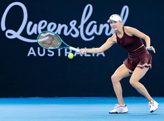January 4, 2026, Brisbane, Qld, Australia: ANASTASIA POTAPOVA of Austria plays a forehand during her WomenÃ¢â‚¬â ¢s Singles round one match against DARIA KASATKINA of Australia at the Brisbane International. Potapova won the match 7-5 4-6 6-4 Brisbane Australia - ZUMAt173 20260104_zsp_t173_030 Copyright: xStephanexThomasx